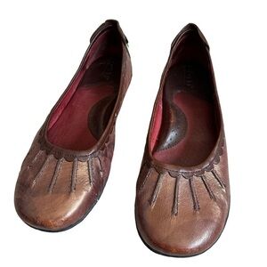 Born Brown Leather Flats